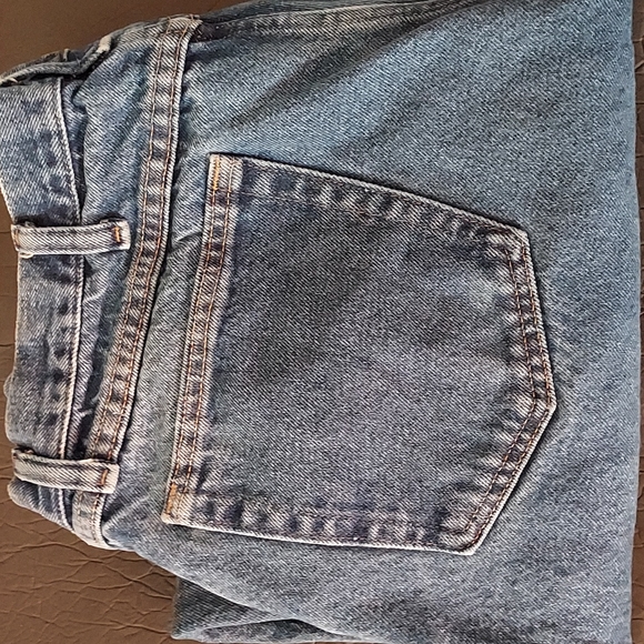 Men's Wrangler Relaxed Jeans 36X32 100%Cotton Blue,GUC,dark spots on jeans - Picture 3 of 14